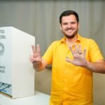 Prefeito Renato Junior vota nas primeiras horas da eleição em Manaus e convoca eleitores às urnas no primeiro turno